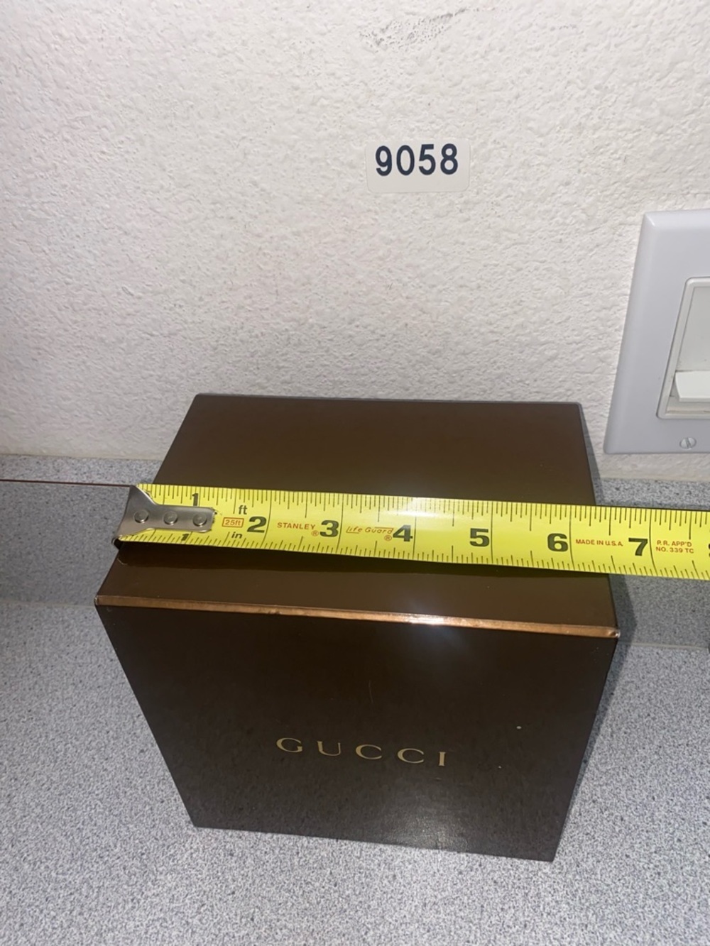 Gucci Brown and Gold Box Bundle EUC - 9058 - Picture 7 of 13